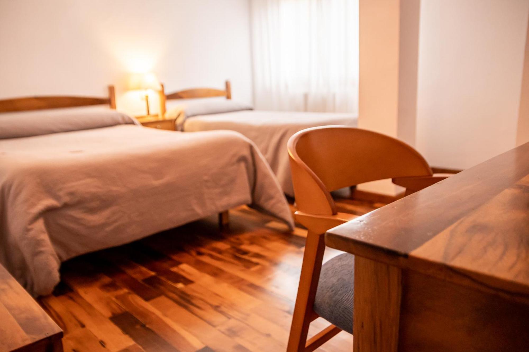 Hostal Restaurante Ventasierra Valdoré Pokoj fotografie
